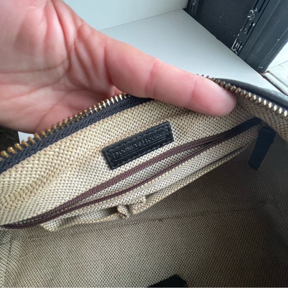 Dooney and Bourke awl pebbled leather barrel bag - Picture 13 of 16